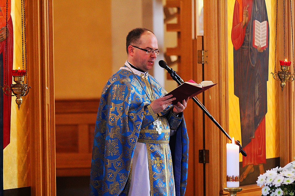 Poświęcenie pokarmów w cerkwi greckokatolickiej w Legnicy
