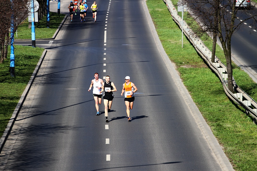 Półmaraton Bitwy pod Legnicą - zdjęcia z 11, 17, 19 km biegu cz2