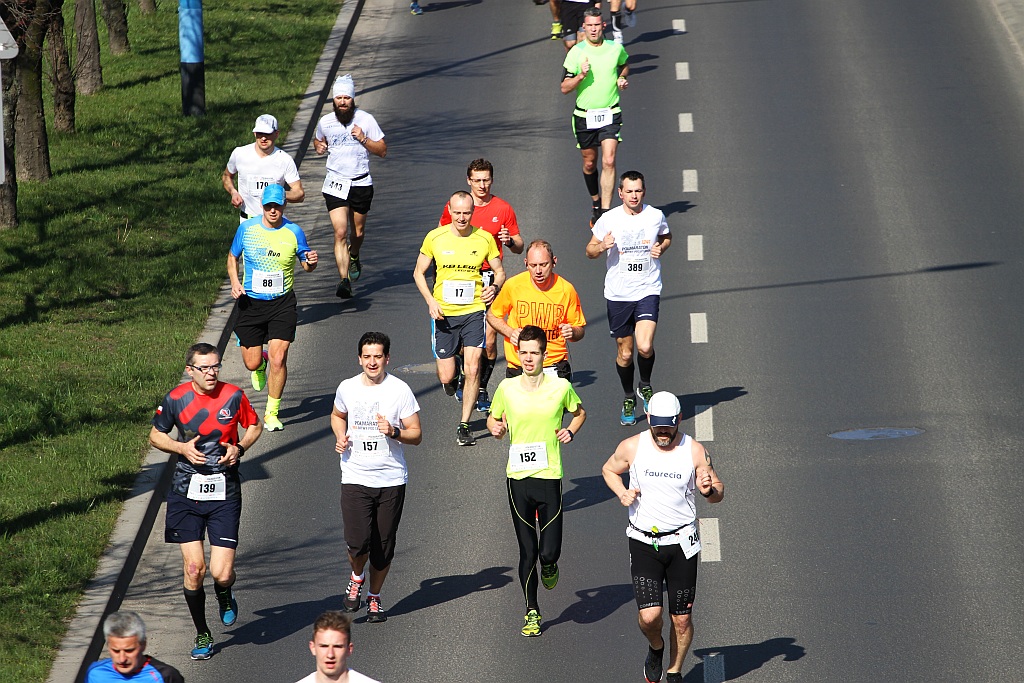 Półmaraton Bitwy pod Legnicą - zdjęcia z 11, 17, 19 km biegu cz2