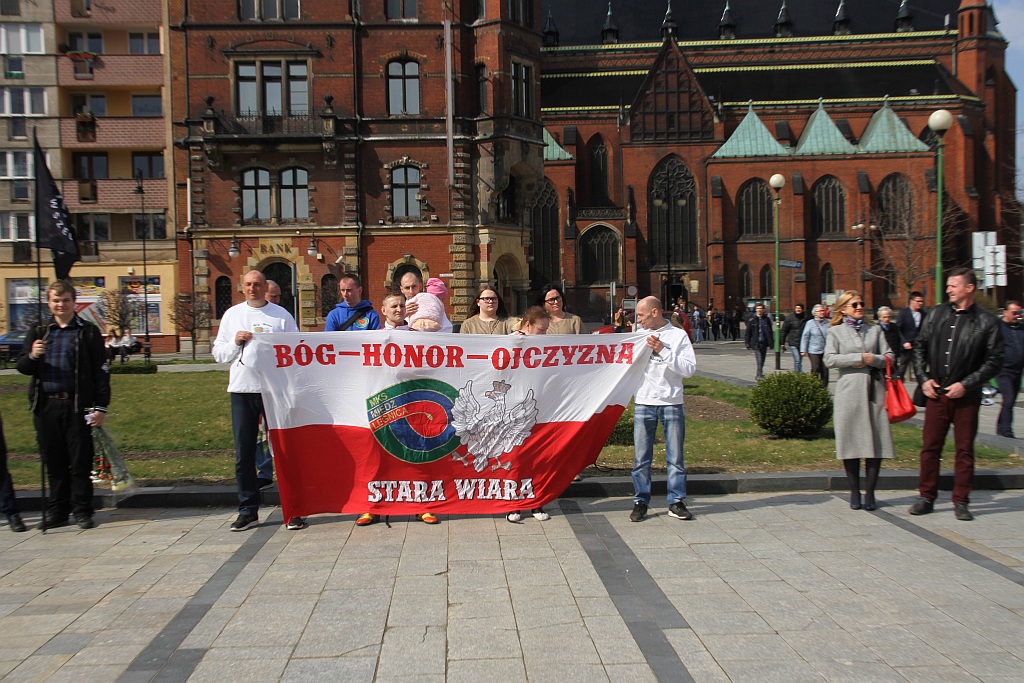 Manifestacja w sprawie budowy pomnika Henryka Pobożnego