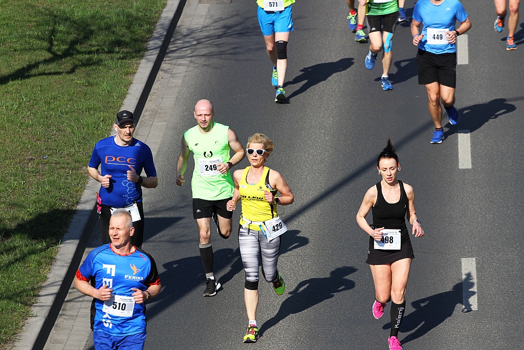 Półmaraton Bitwy pod Legnicą - zdjęcia z 11, 17, 19 km biegu cz2