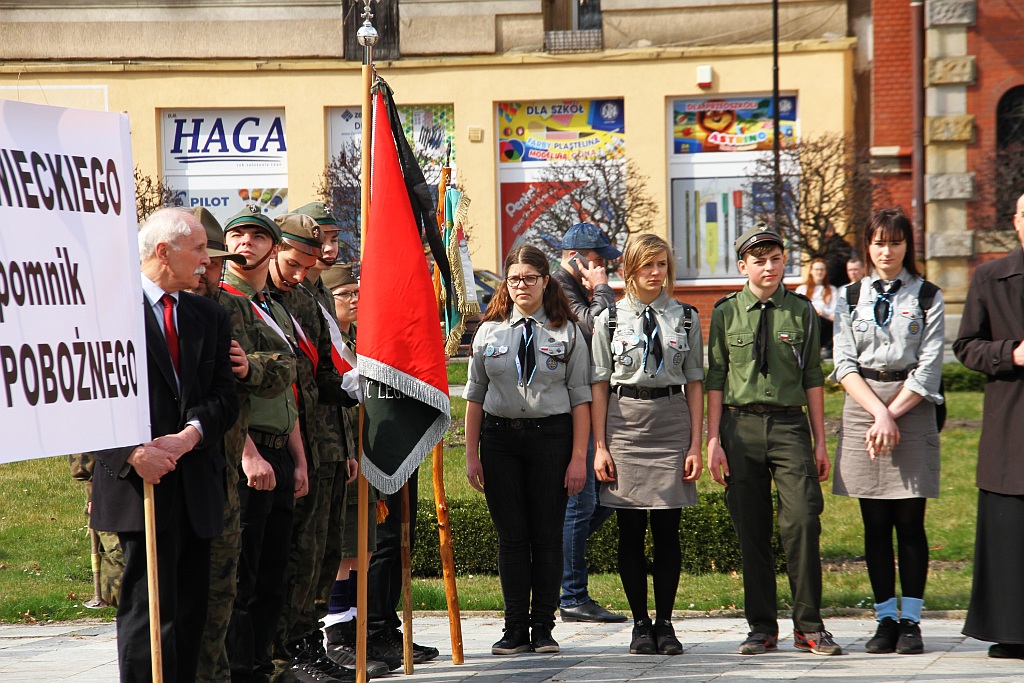Manifestacja w sprawie budowy pomnika Henryka Pobożnego