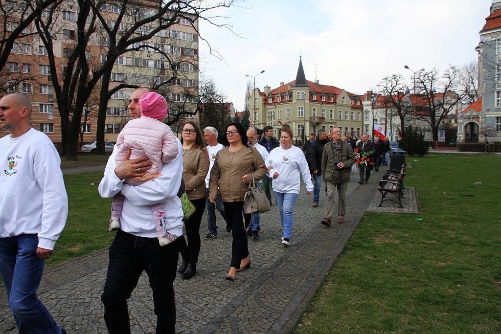 Manifestacja w sprawie budowy pomnika Henryka Pobożnego