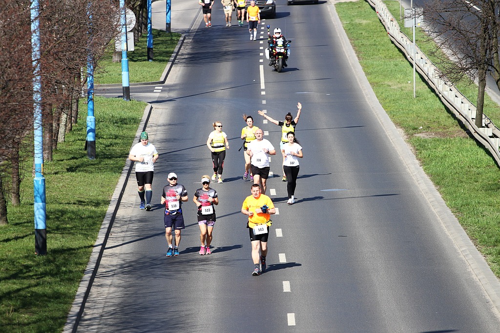 Półmaraton Bitwy pod Legnicą - zdjęcia z 11, 17, 19 km biegu cz2