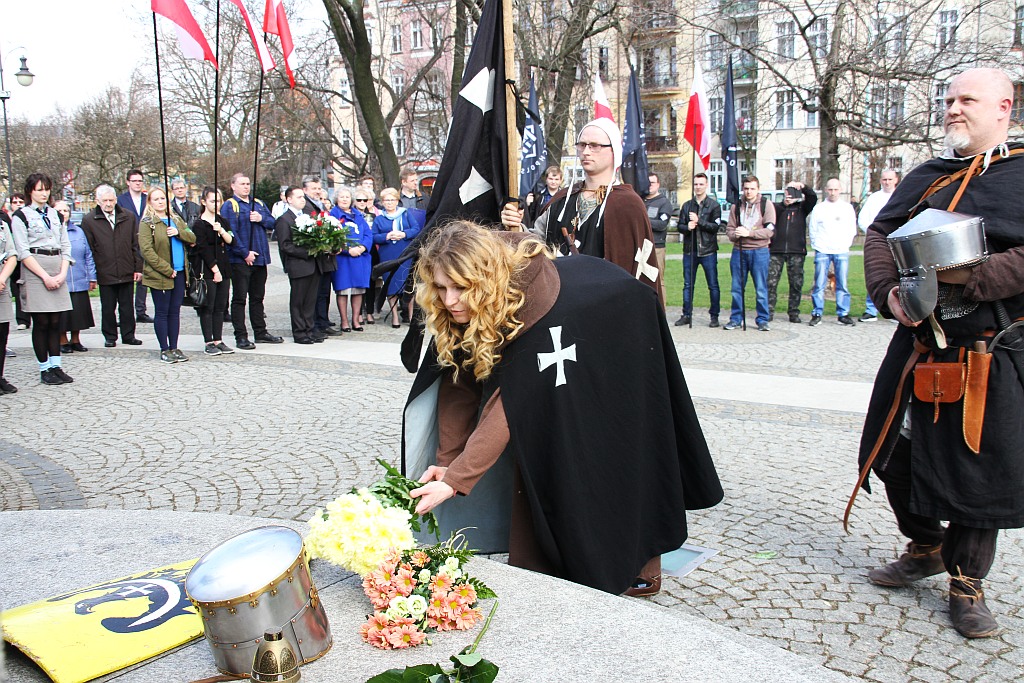 Manifestacja w sprawie budowy pomnika Henryka Pobożnego
