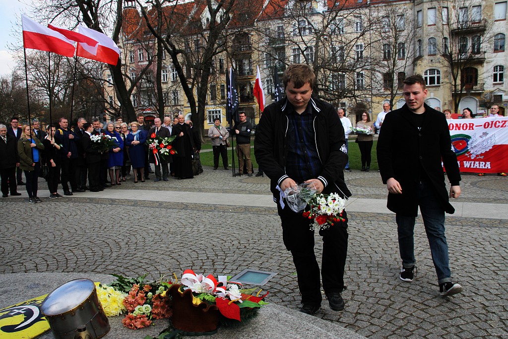 Manifestacja w sprawie budowy pomnika Henryka Pobożnego
