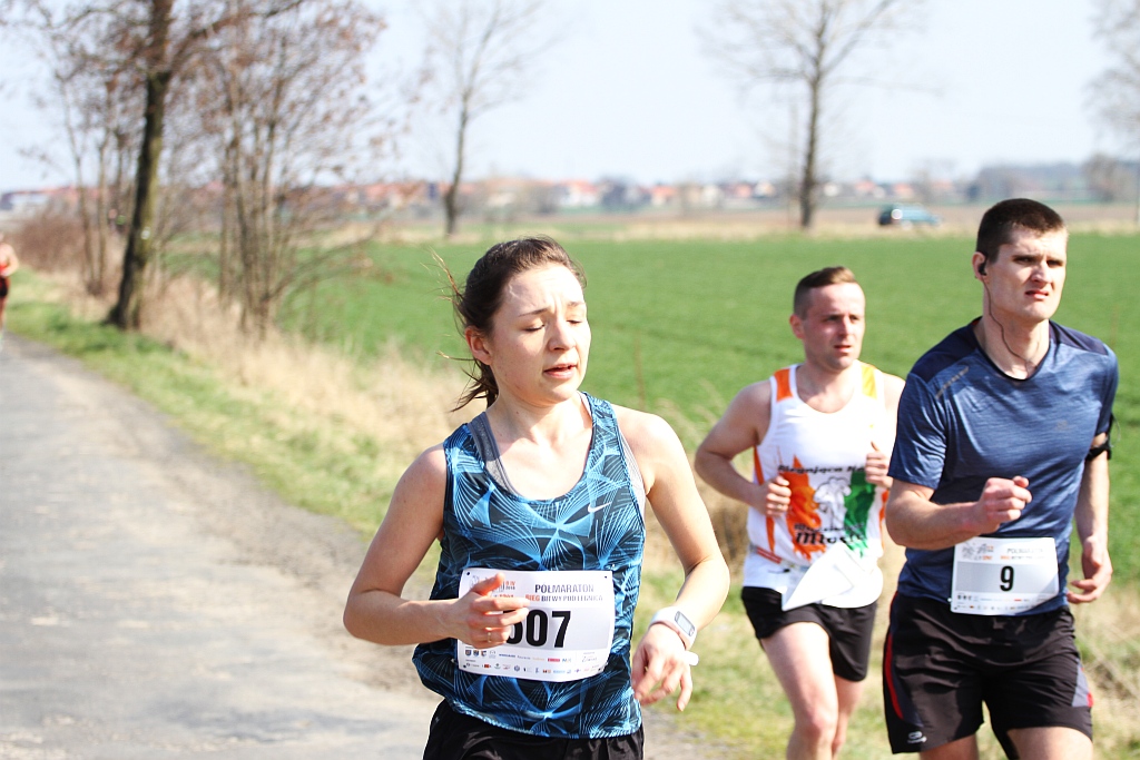 Półmaraton Bitwy pod Legnicą - zdjęcia z 11, 17, 19 km biegu cz2