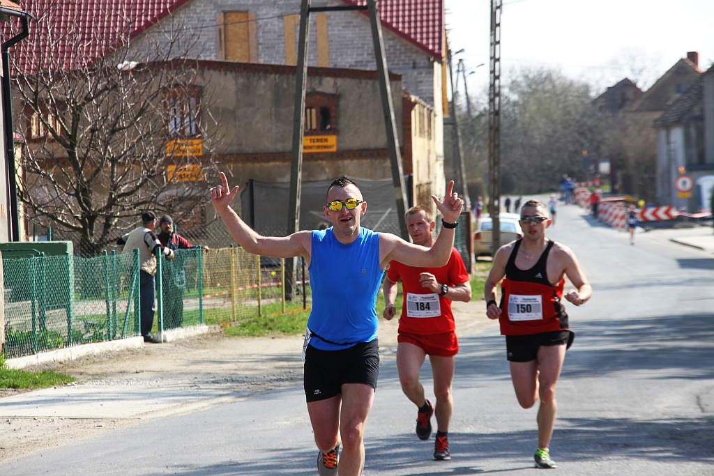 Półmaraton Bitwy pod Legnicą - zdjęcia z 11, 17, 19 km biegu cz2
