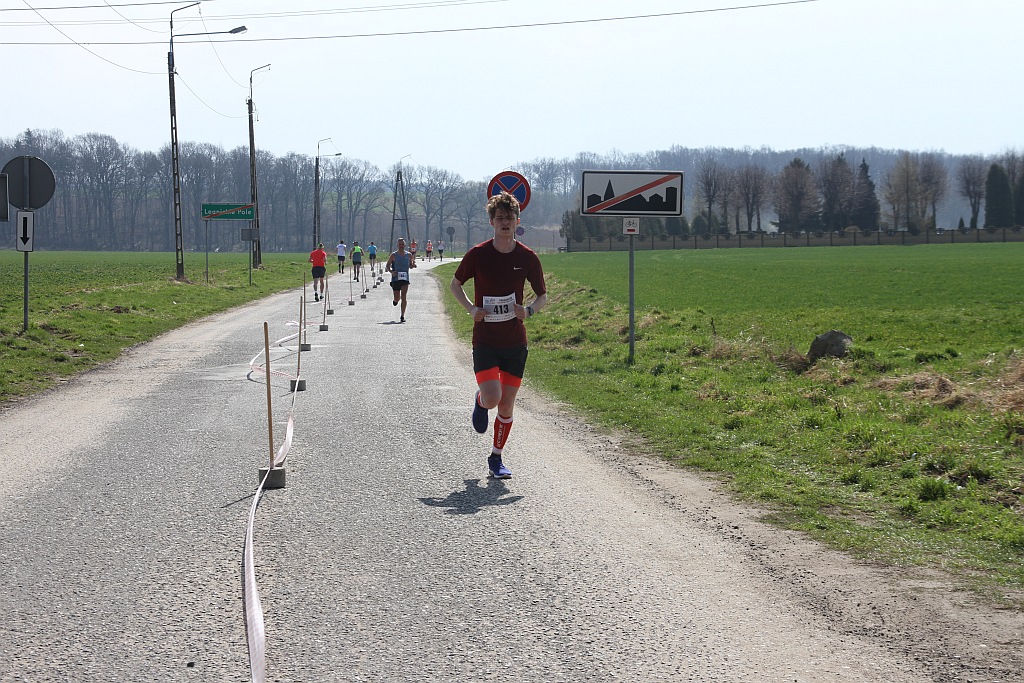 Półmaraton Bitwy pod Legnicą - zdjęcia z 11, 17, 19 km biegu cz2