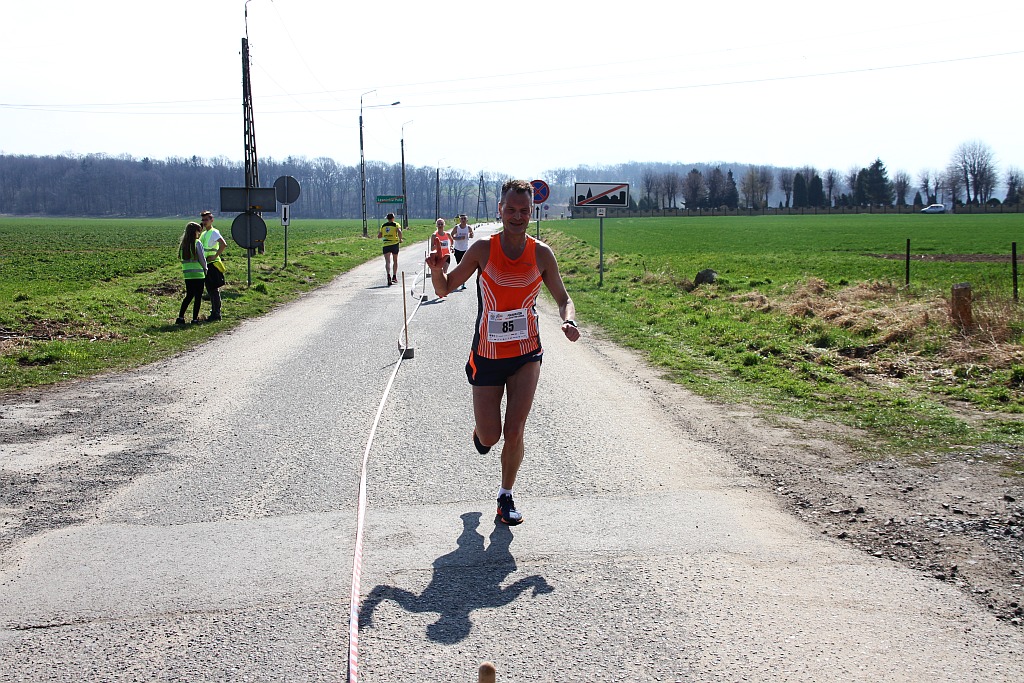 Półmaraton Bitwy pod Legnicą - zdjęcia z 11, 17, 19 km biegu cz2