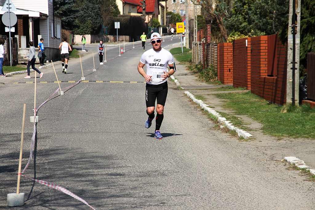 Półmaraton Bitwy pod Legnicą - zdjęcia z 11, 17, 19 km biegu cz2