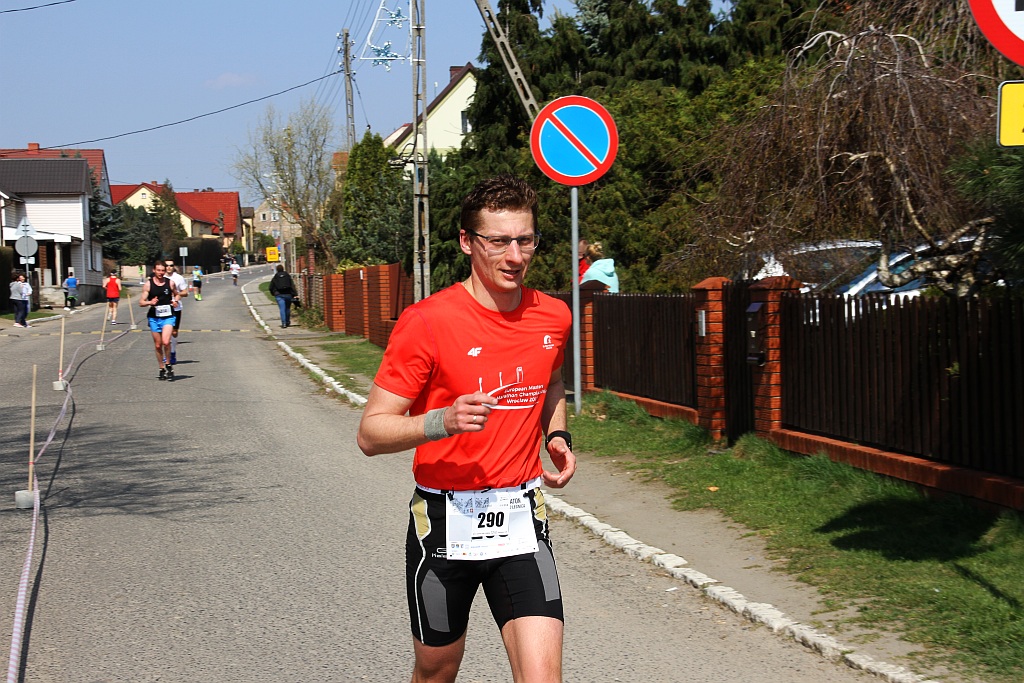 Półmaraton Bitwy pod Legnicą - zdjęcia z 11, 17, 19 km biegu cz2