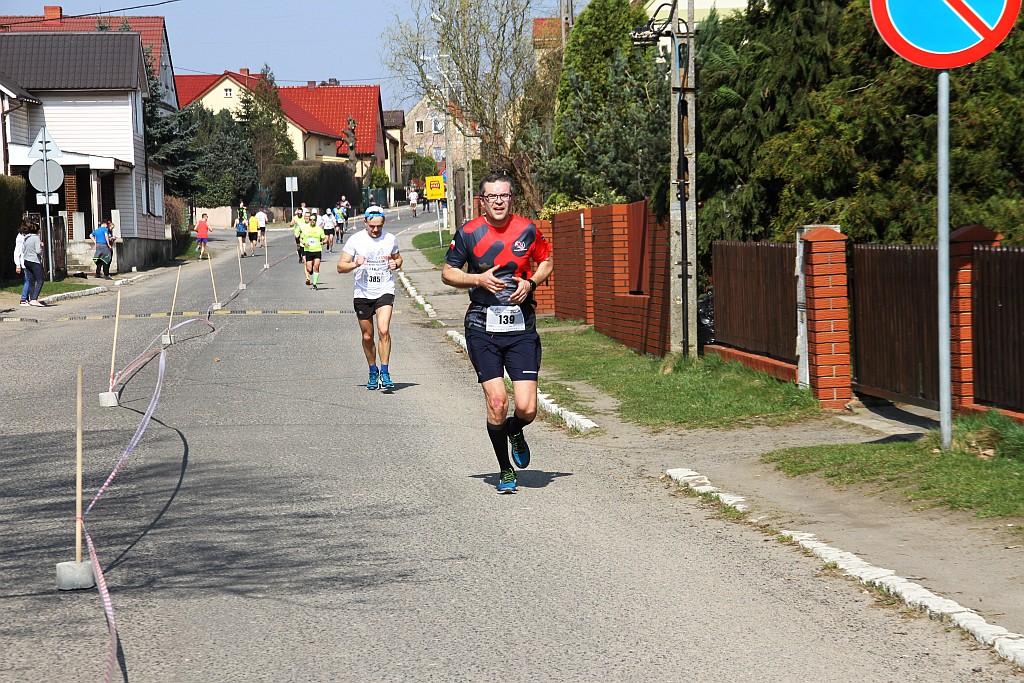 Półmaraton Bitwy pod Legnicą - zdjęcia z 11, 17, 19 km biegu cz2