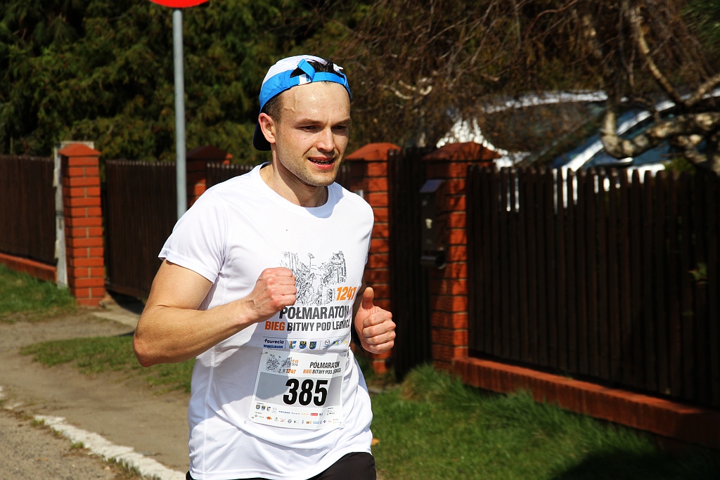 Półmaraton Bitwy pod Legnicą - zdjęcia z 11, 17, 19 km biegu cz2
