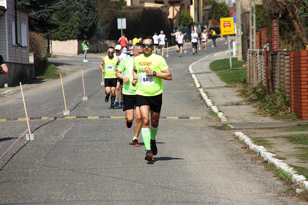 Półmaraton Bitwy pod Legnicą - zdjęcia z 11, 17, 19 km biegu cz2