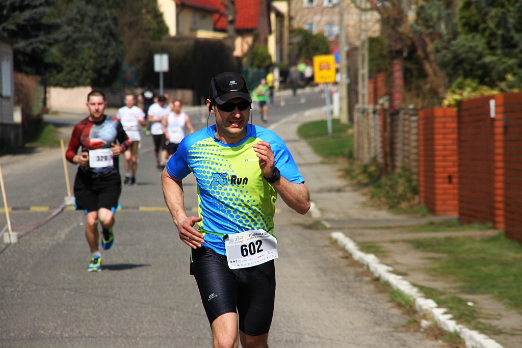 Półmaraton Bitwy pod Legnicą - zdjęcia z 11, 17, 19 km biegu cz2