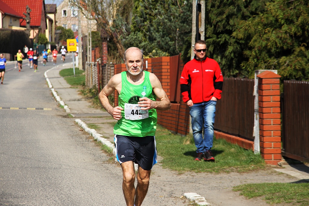 Półmaraton Bitwy pod Legnicą - zdjęcia z 11, 17, 19 km biegu cz2