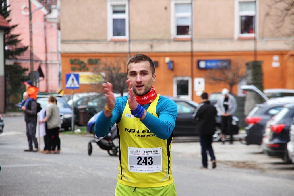 Półmaraton Bitwy pod Legnicą - zdjęcia z 11, 17, 19 km biegu cz2