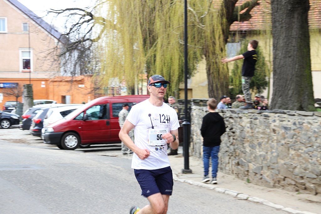 Półmaraton Bitwy pod Legnicą - zdjęcia z 11, 17, 19 km biegu cz2