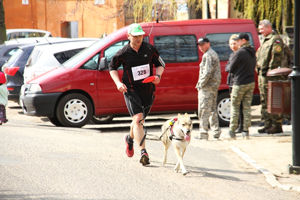 Półmaraton Bitwy pod Legnicą - zdjęcia z 11, 17, 19 km biegu cz2