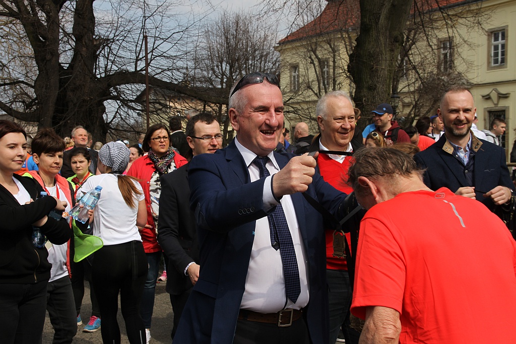 Półmaraton Bitwy pod Legnicą - zdjęcia z 11, 17, 19 km biegu cz2