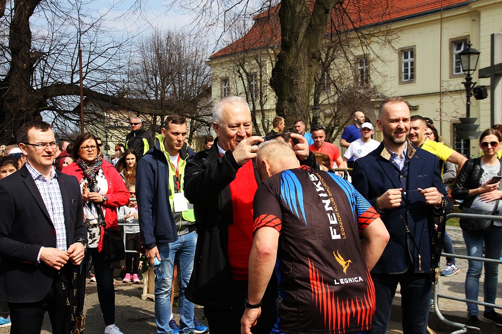 Półmaraton Bitwy pod Legnicą - zdjęcia z 11, 17, 19 km biegu cz2