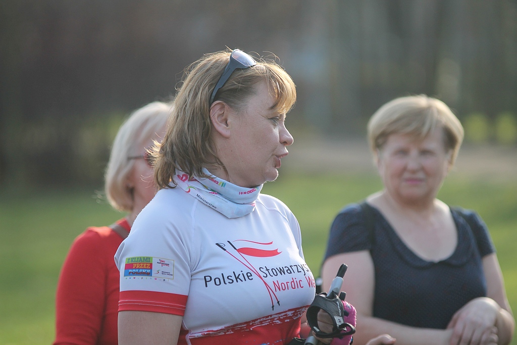 Ponad 50 osób przyszło na pierwsze zajęcia Nordic Walking