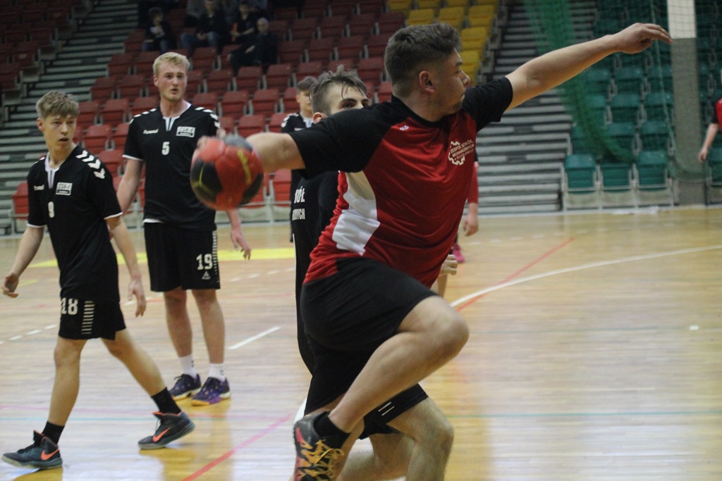 Szczypiorniści legnickiego ZSTiO najlepsi na Dolnym Śląsku