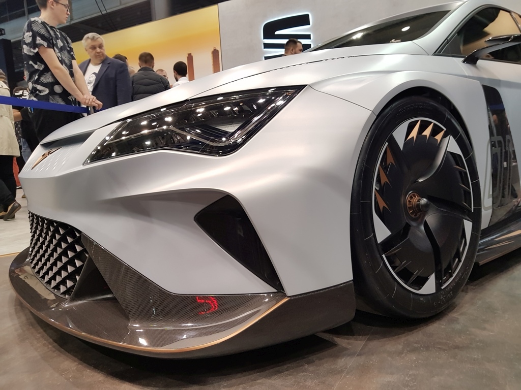 Motoryzacja jutra na targach Poznań Motor Show 2018