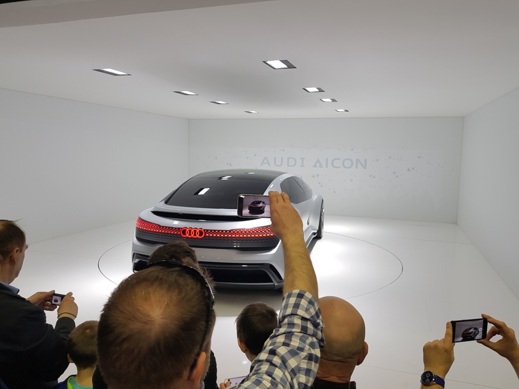 Motoryzacja jutra na targach Poznań Motor Show 2018