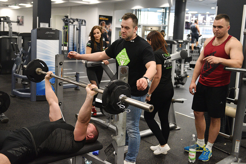 Sportowy dzień otwarty w Fitness World w Galerii Ferio
