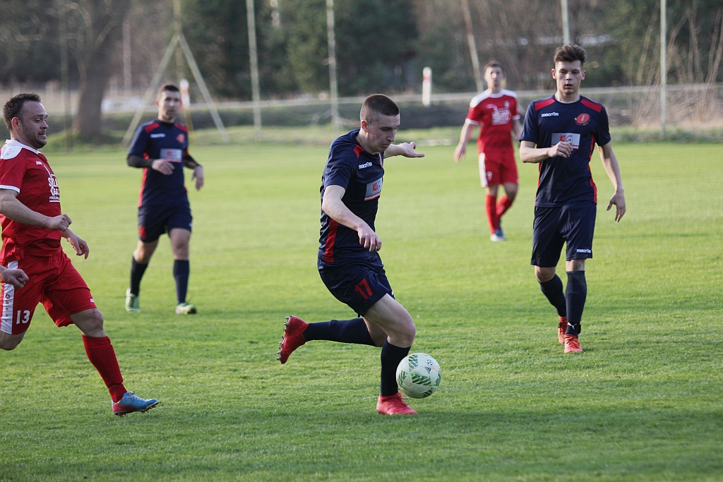 Iskra bez szans w starciu z niepokonaną Prochowiczanką
