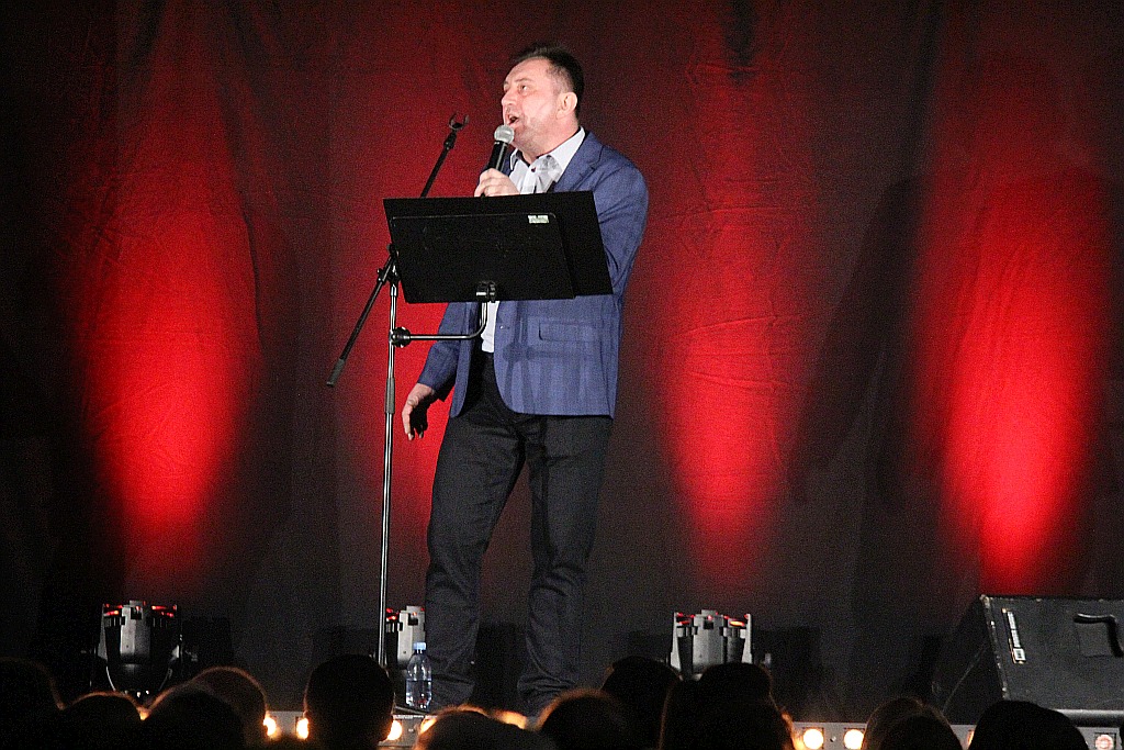 Cezary Pazura gwiazdą kolejnej edycji Galerii Nocą