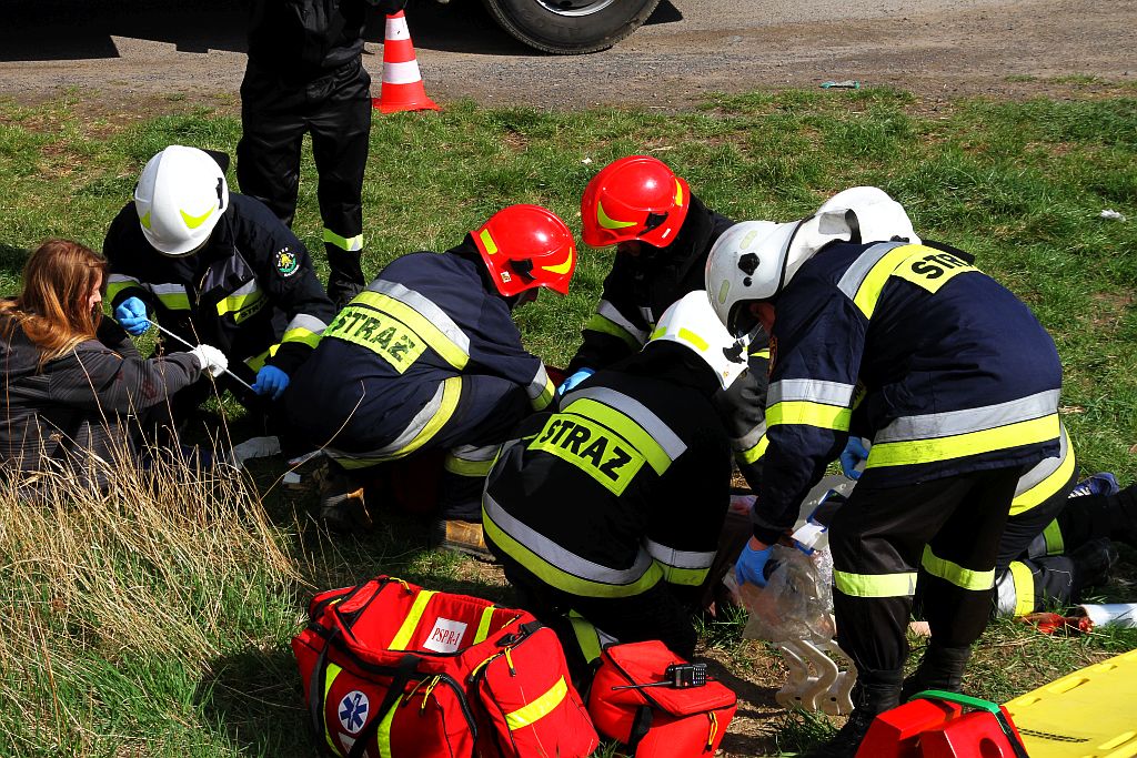 Strażacy udzielali pomocy czternastu poszkodowanym osobom