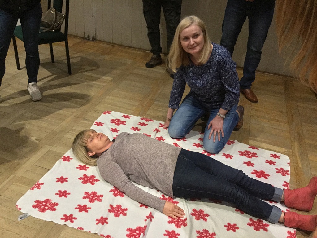 Ratownicy medyczni szkolili z pierwszej pomocy w SDK Atrium