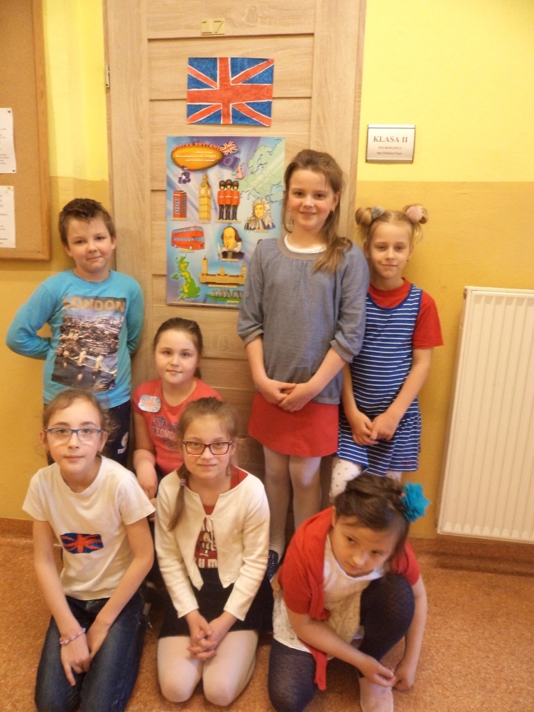 W Kunicach odczarowywali piątek po angielsku i niemiecku