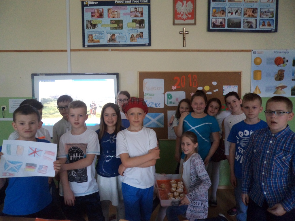 W Kunicach odczarowywali piątek po angielsku i niemiecku