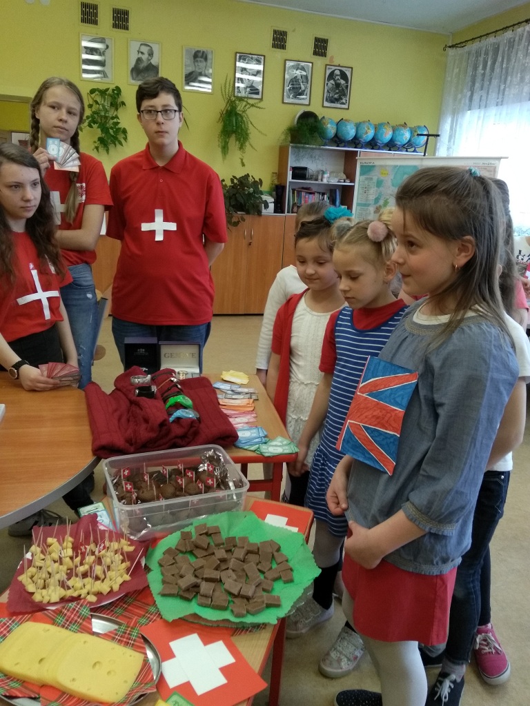 W Kunicach odczarowywali piątek po angielsku i niemiecku