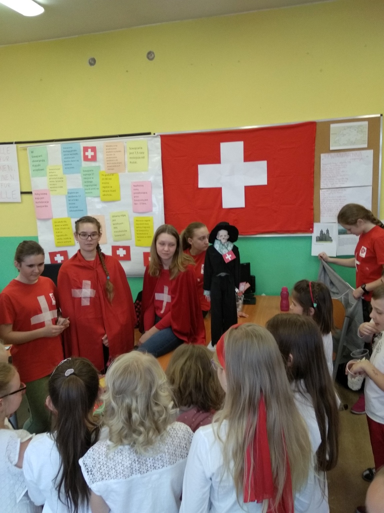 W Kunicach odczarowywali piątek po angielsku i niemiecku