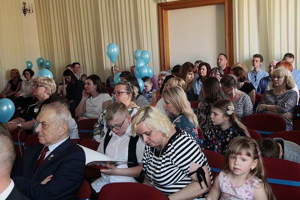 Niebieskie Tulipany za przyjaźń i pomoc zostały wręczone