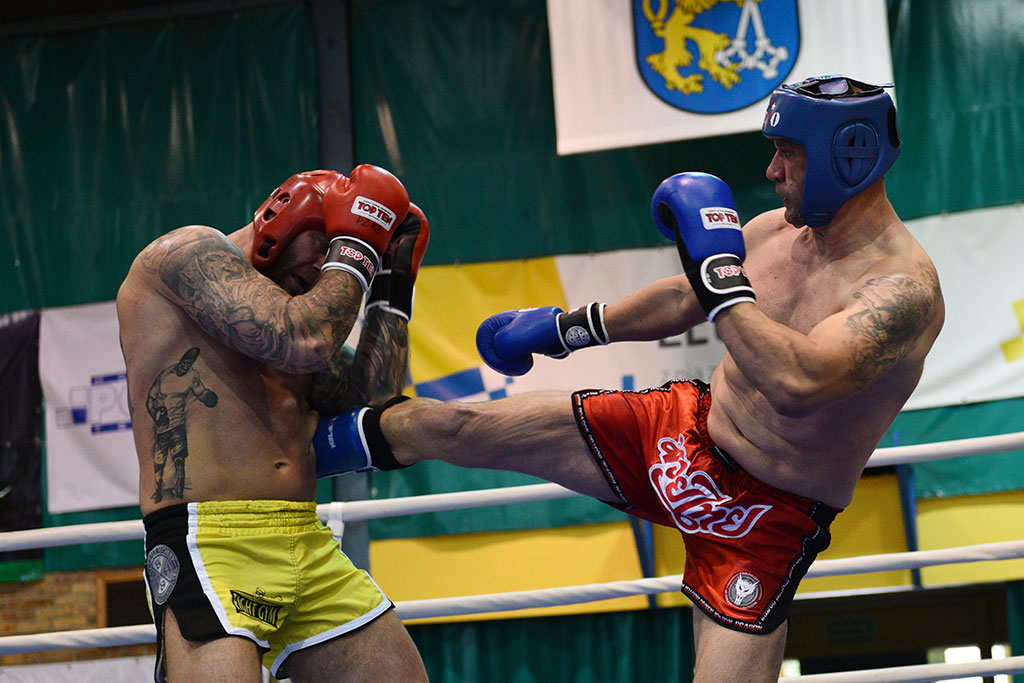 W Legnicy o medale mistrzostw kraju walczą kickboxerzy
