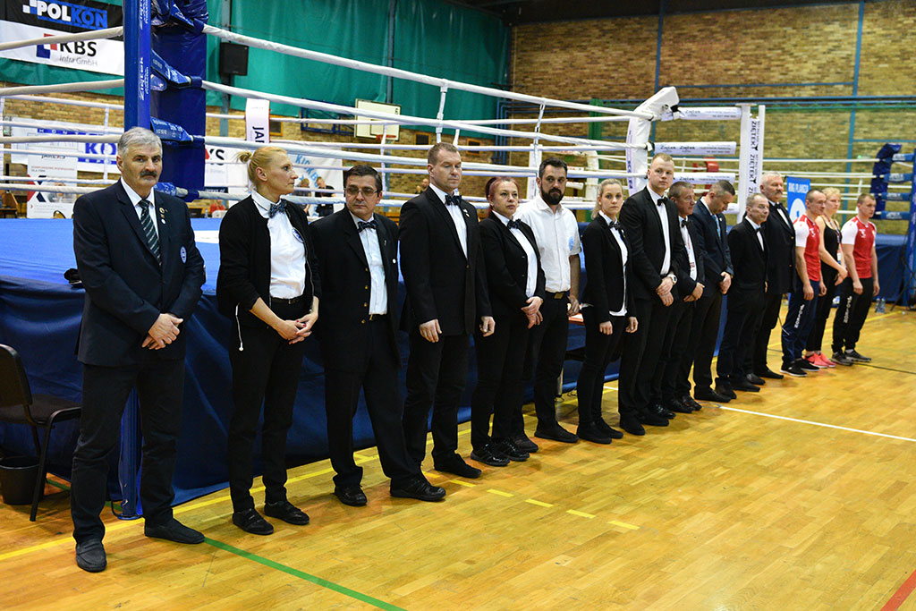 W Legnicy o medale mistrzostw kraju walczą kickboxerzy