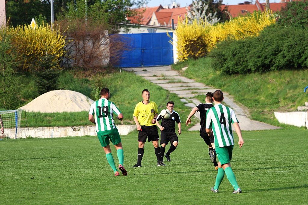 Pewne zwycięstwo piłkarzy Konfeksu Legnica z Iskrą Księginice