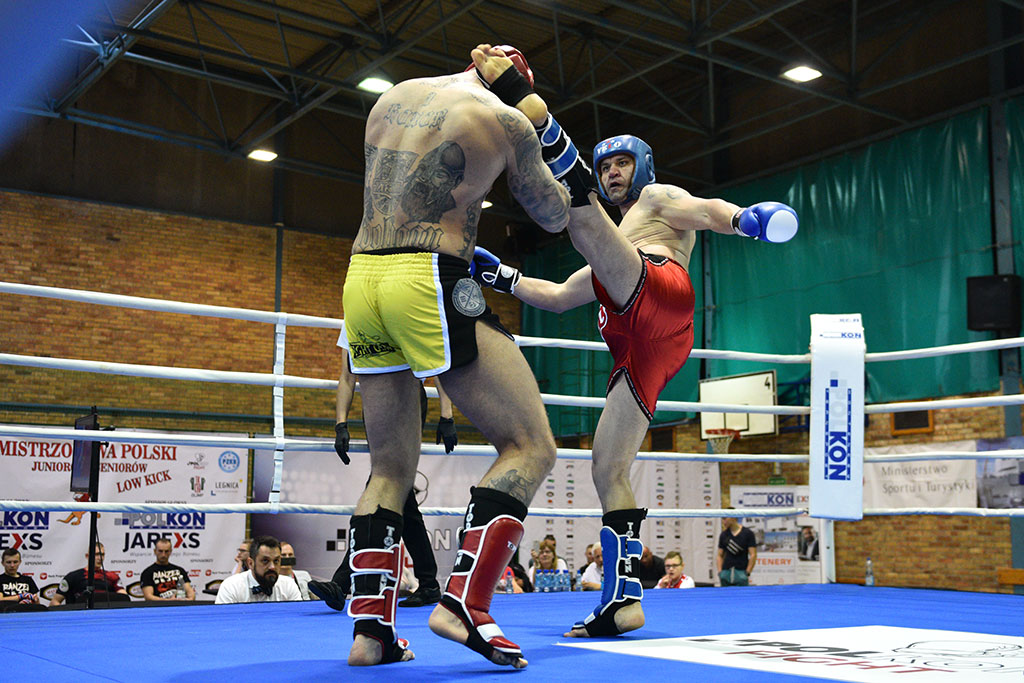 W Legnicy o medale mistrzostw kraju walczą kickboxerzy