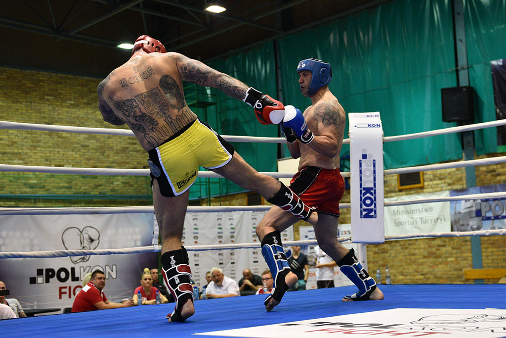 W Legnicy o medale mistrzostw kraju walczą kickboxerzy