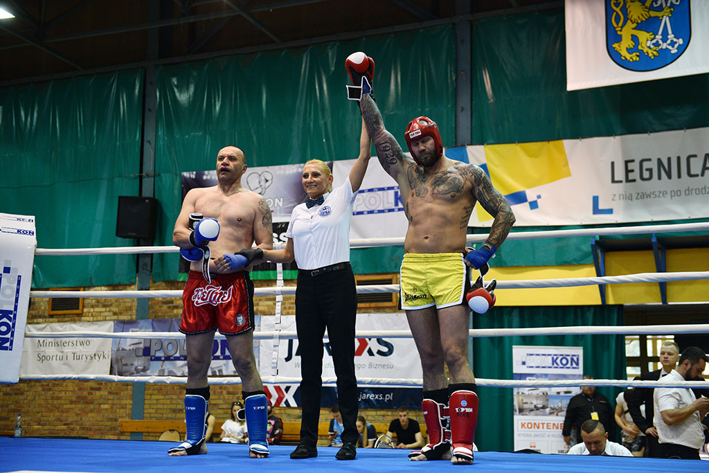 W Legnicy o medale mistrzostw kraju walczą kickboxerzy