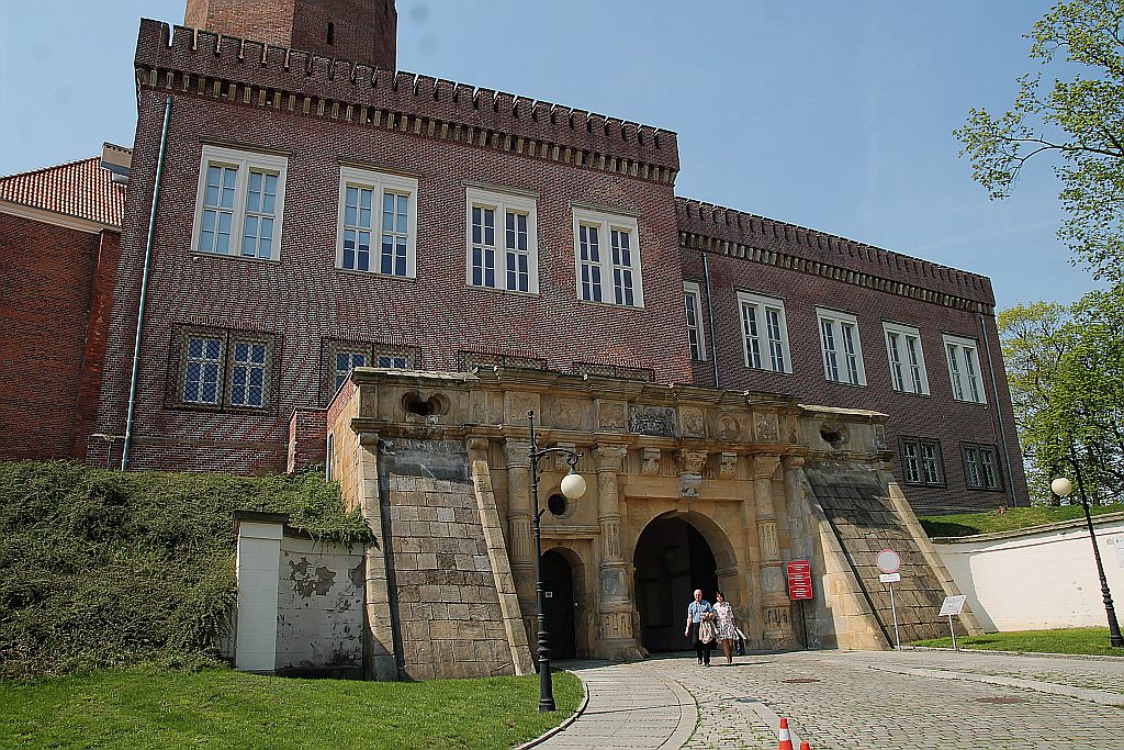 Trąby oznajmiły, że Zamek Piastowski czeka na zwiedzających