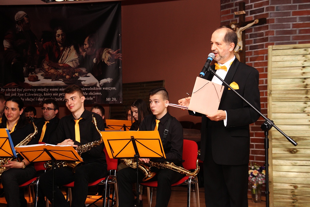 Młodzieżowa orkiestra diecezji legnickiej dała koncert