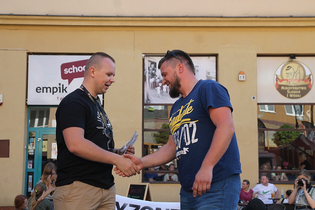 Wręczono nagrody na rozpoczęciu sezonu Legnickich Klasyków