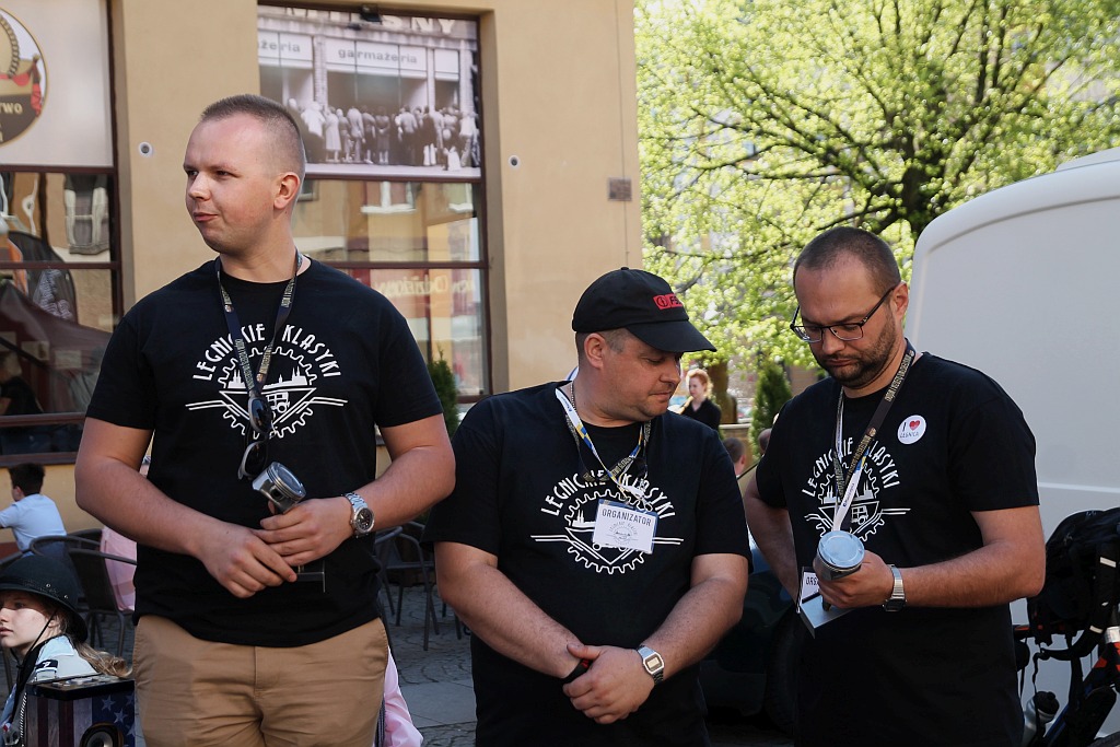 Wręczono nagrody na rozpoczęciu sezonu Legnickich Klasyków